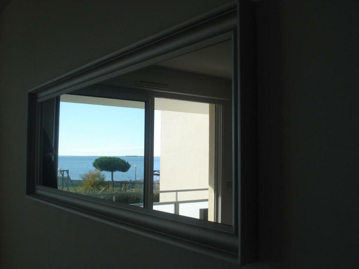 Port Mezua Apartment เมซ ภายนอก รูปภาพ