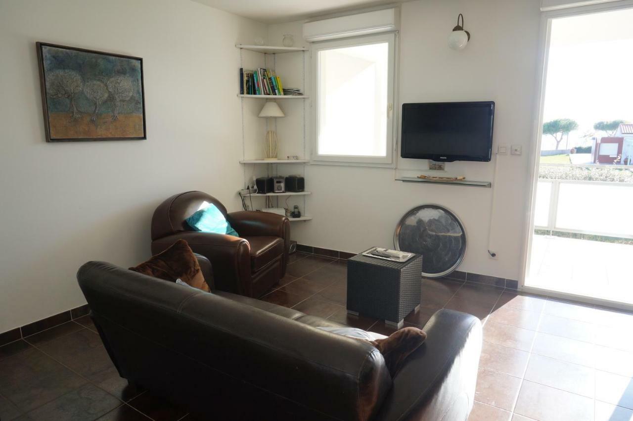 Port Mezua Apartment เมซ ภายนอก รูปภาพ