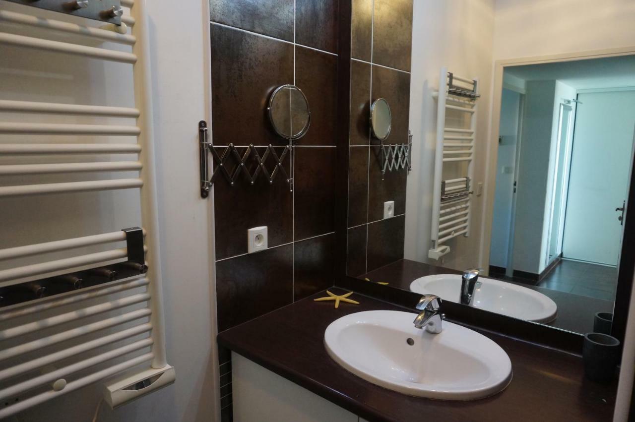Port Mezua Apartment เมซ ภายนอก รูปภาพ
